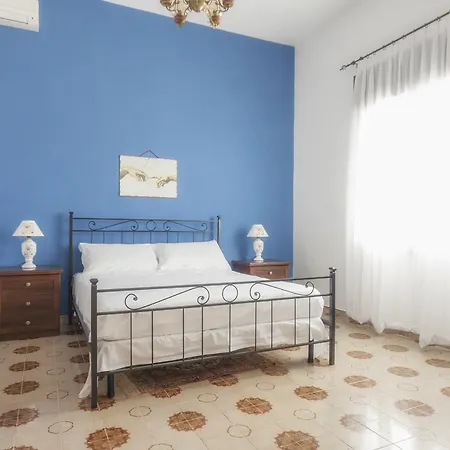Mare Azzurro Apartment *